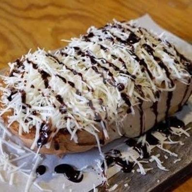 Roti Bakar Telor menu Warkop YKS, Mampang Prapatan