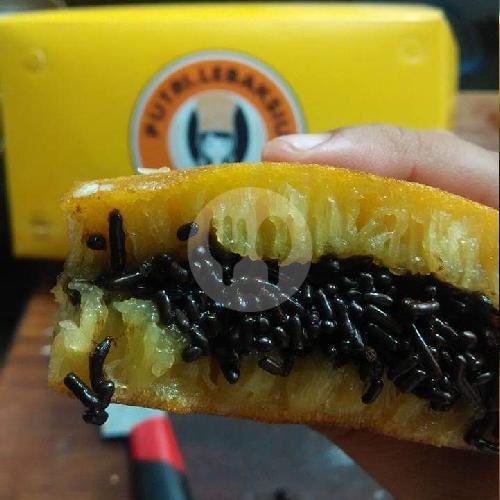Keju Pisang menu Martabak Putri Lebaksiu, Kelud Raya