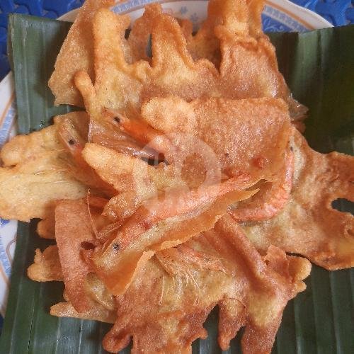 Krupuk Putih menu Nasi Madura Bu Ja, Pabean Cantian