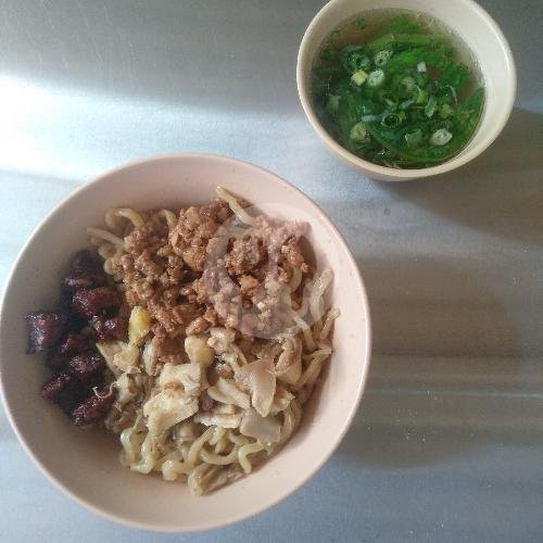 Bakmi Babi Kecap menu Bakmi Karet Kemenangan, Jl. Kemenangan Raya No 50A