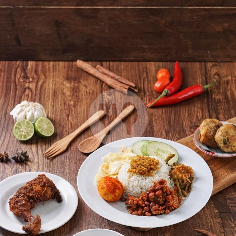 Nasi Gurih Dendeng Sapi menu Kuliner Medan Julia, Pahlawan Revolusi