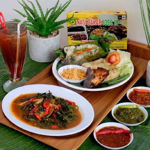 Nasi Bakar + Ayam Bakar + Es Teh Manis menu Nasi Bakar Joss 18