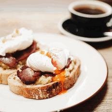 Egg Benedict menu Brownbag, Menteng Central