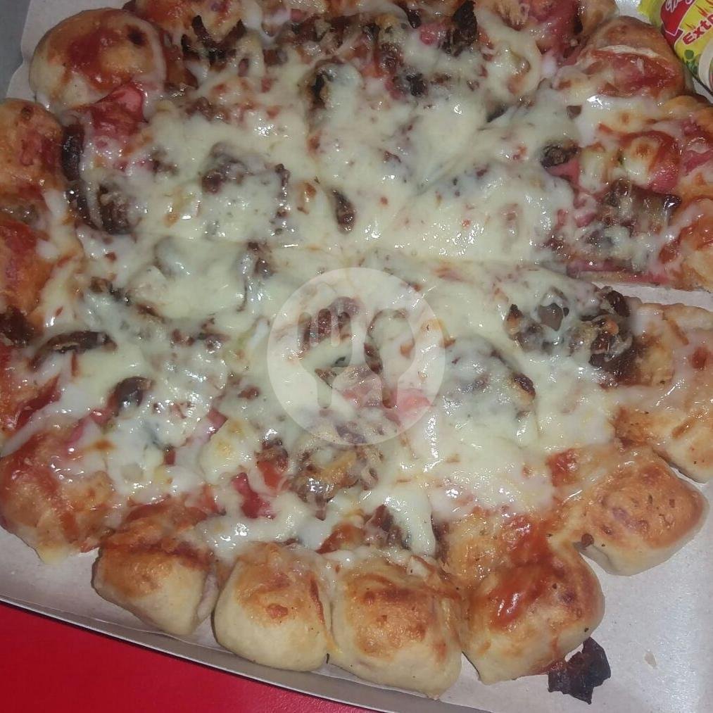 Pizza Sausage Burger menu Dr. Pizza, Karanganyar