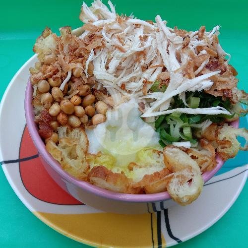 Review Bubur Ayam Salimna: Pengalaman Makan yang Nagih di Kaliurang
