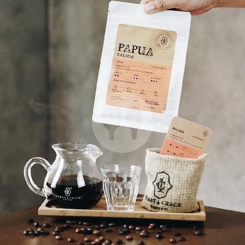 Papua menu First Crack Coffee, Jl. Bumi