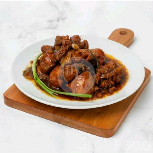 Ayam Goreng Mertega menu Depot Slamet, Tenggilis Mejoyo