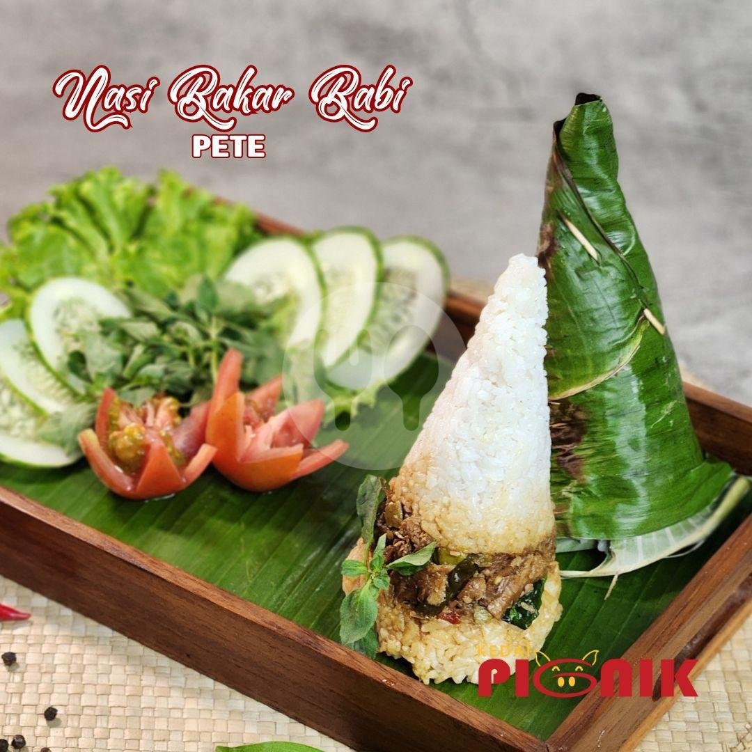 Nasi Bakar Babi Rica menu Kedai Pignik, Sraten