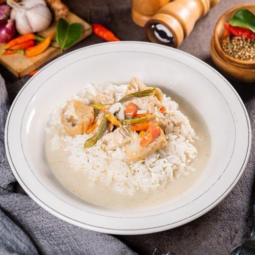 Nasi Lodeh Tahu Tempe menu Nasi Campur Mbak Nina, Manyar Raya