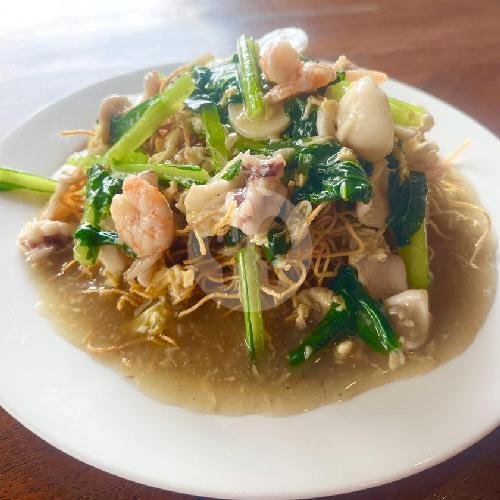 Sop Ayam menu Ayam Goreng Sulawesi Pulomas, Kayu putih, Pulogadung