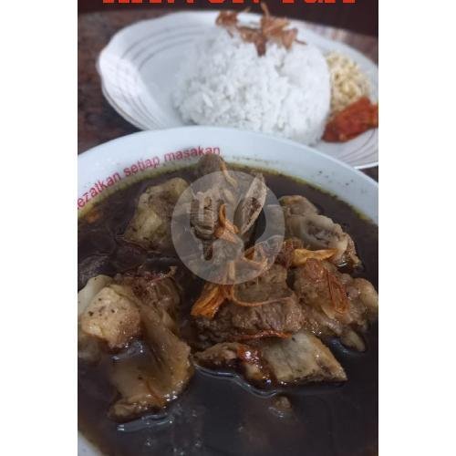 Nasi Krengsengan Daging menu Rujak Cingur Esberg, Dau