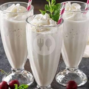 Milkshake Red Velvet menu Bakso de Stadion, Batu