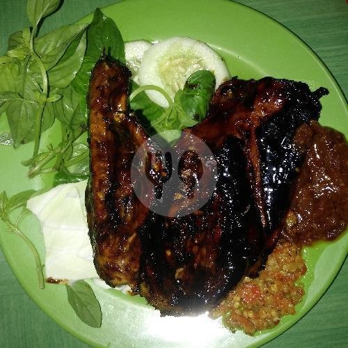 Ayam BAKAR menu Pecel Lele Bu Atun 457, Kiaracondong