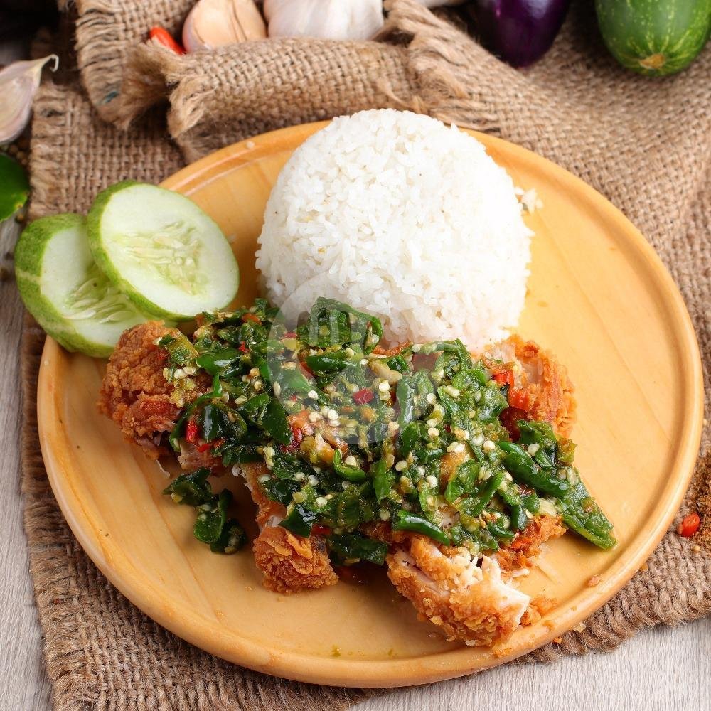 Paket Nasi Ayam Geprek Keju menu I Am Geprek Bensu, Cipete