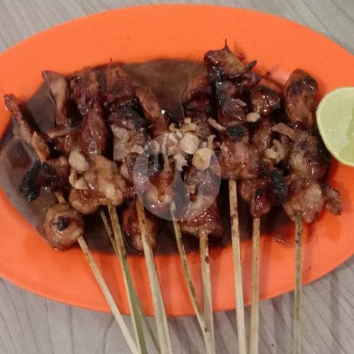 Lalapan Lele menu Warung Sate Nanda