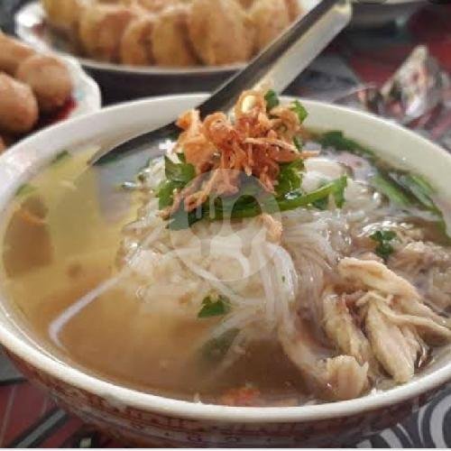 Soto Ayam Pisah menu Soto Segeer Mbok Giyem, Tanjung Barat