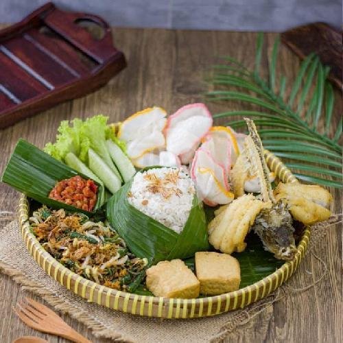 Nasi Gurame Asem Manis menu Waroenk Kito, Biak