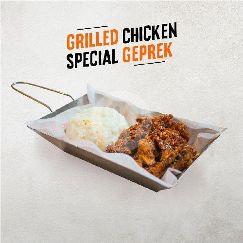 Grilled Chicken M Special Geprek menu Chicken Crush, Madiun