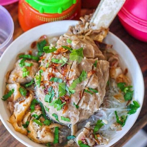 Mie Bakso Kecil menu Baso Rudal Sukses