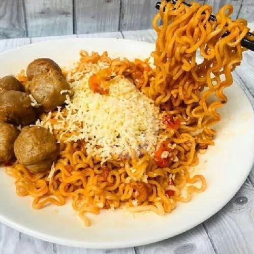 Mie Goreng Bakso Sosis Lv 1 - Lv 5 menu Seblak Mbah Wono, Blimbing