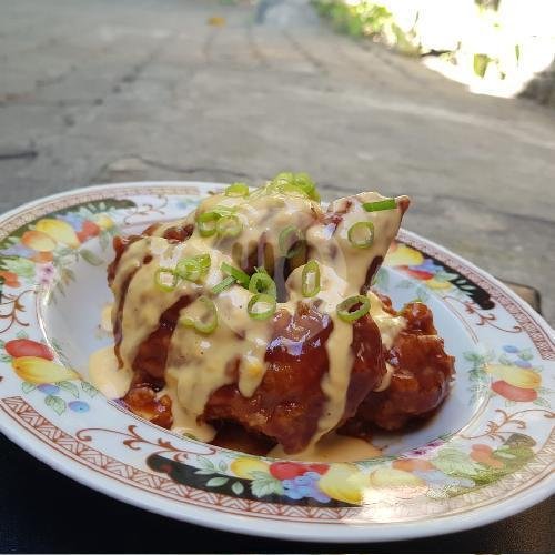 Ayam Riciz Pedas Lvl 1-3 (2potong Ayam Pedas + Saos Keju + Nasi) menu Ayam Pedas Keju, Sedati