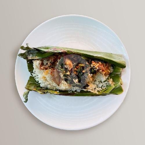 Nasi Bakar Cumi menu Mlinjo Cafe & Resto, Tomang