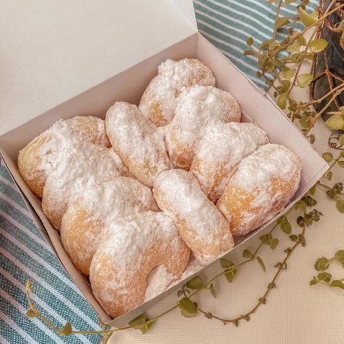 Donat Gula Palem 10pcs menu Garbun Sus, Bekasi Timur