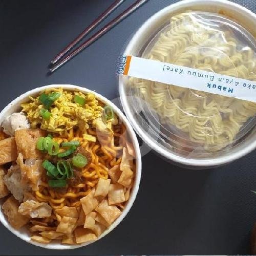 Mie Ayam Baso Cincang menu Bakso Kang Ibay, Babakan Asih, Bojongloa Kaler