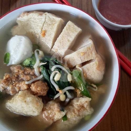 Super Komplit Afui + Kerupuk Kulit menu Mie Ayam Bangka Afui, Sasana Budaya