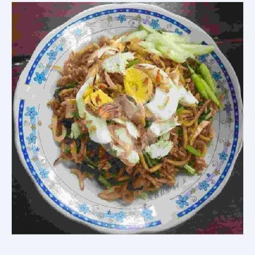 Bihun Goreng menu Nasi Goreng Pak Brewok, G Wolk