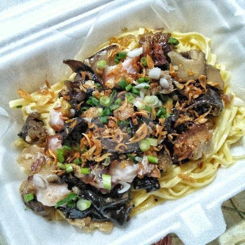 Siomay Frozen menu Mie Hakka, Mulyorejo