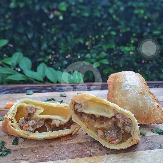 Risoles menu Pastel Bunda, Pulo Asem