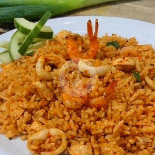 Nasi Goreng MAREMIATI: Surga Kuliner di Pasar Dolopo Madiun