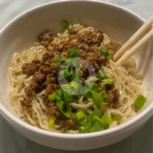 Bakmi kecil/lebar Ayam oriental ( pedas asem manis ) menu Bakmi Atie, Pademangan 2