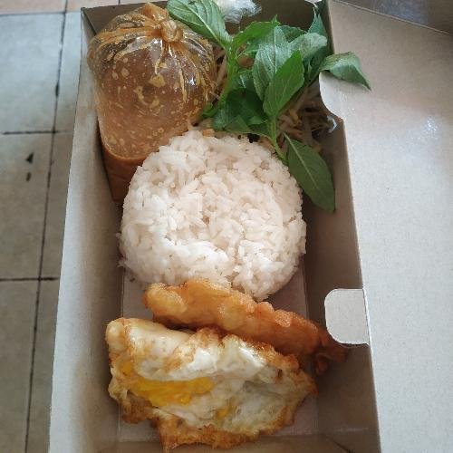 Nasi Pecel Ayam Grg menu Depot Madiun Prasmanan, Hillda regency Jambangan