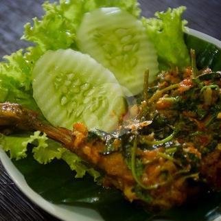Ayam Mozarella menu Ayam Gepuk Eco Raos, Pleburan