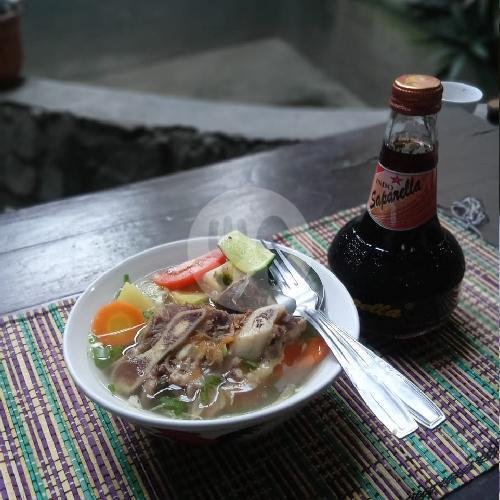 Sop Buntut Sapi Dan Nasi menu Soto Daging & Sop Iga Sapi Ngangkruk, Kalasan
