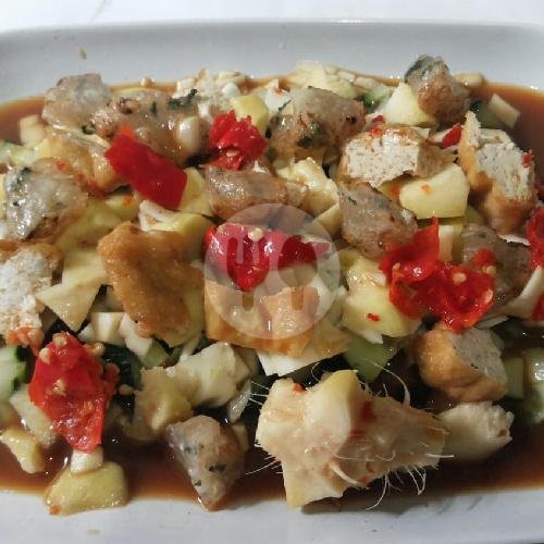 Rujak Kelang menu Kedai Rujak Kuah Pindang Dan Kelang Mbak Anie, Banyuwangi