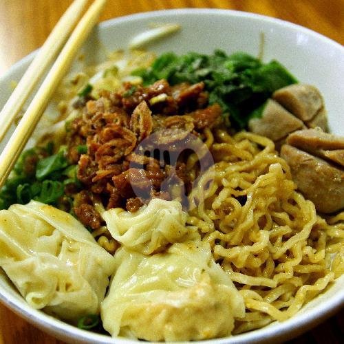 Bihun Komplit menu Bakmi Keriting Taman Alfa, Meruya