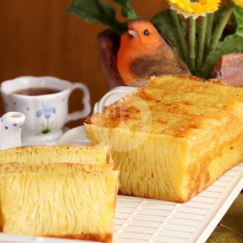 Bika Bulat Gula Aren menu Bika Ambon Larizo, Gedong Kuning