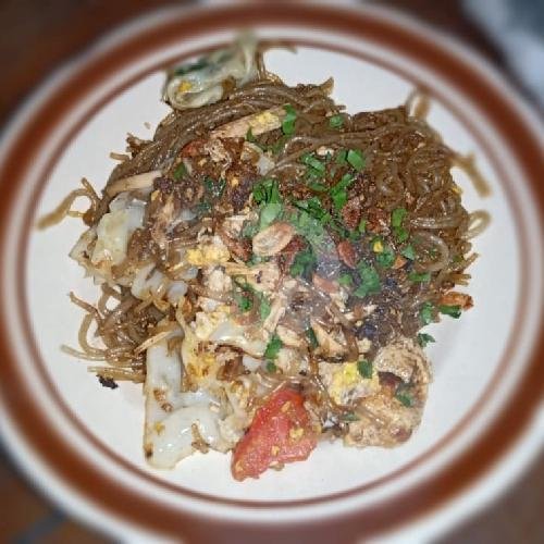 Mie Kuning Goreng ( Telur Ayam ) menu Bakmi Jowo Mie Lethek Ojo Lali, Jambidan