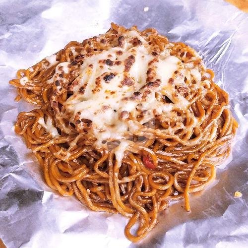 Mie Bakar Smoke Beef Mozarella menu Es Duren dan Mie Pedes Pangmie Endhess, Sawojajar
