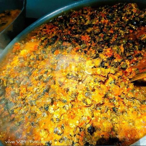 Sayap menu Warung Pedesaan, Pierre Tendean