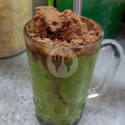 Es Alpukat Kocok + Kelapa menu Cafe Sinar Garut, Tambora