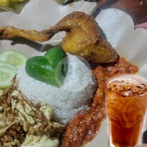 Es Teh Manis menu Ayam Penyet Aurel Pajajaran