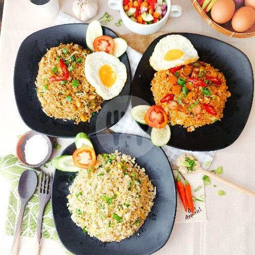 Nasi Goreng Sosis menu Holy Bowl Tegal, Kapten Ismail