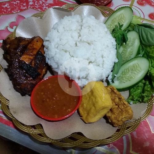 Ati Ampela menu Nasi Goreng Bahari, Gunung Puyuh