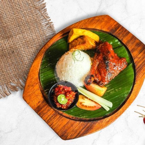 Fried Crispy Buffalo Wing menu LOOWE CAFE & KITCHEN, Jl Raden Saleh