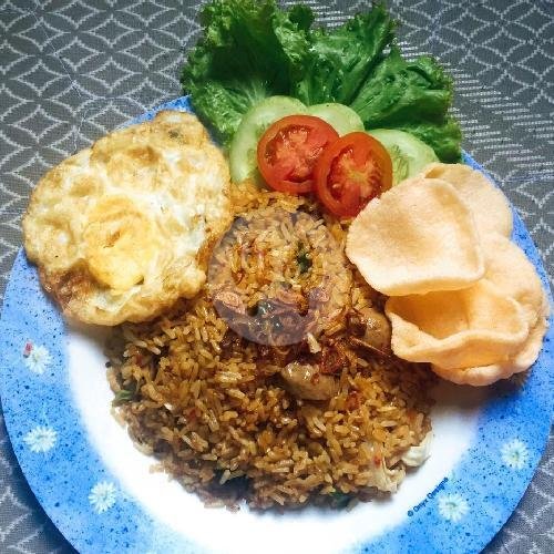 Kwetiau goreng 99 menu Nasi Uduk Betawi 99 'Ibu May