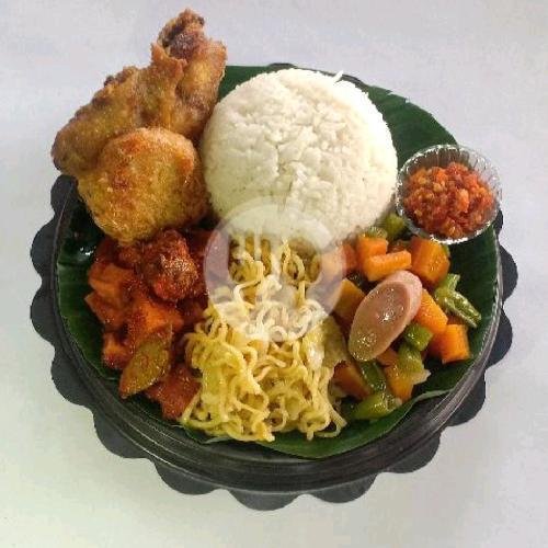 NASI KUNING AYAM PANGGANG menu Nasi Kuning Mbak Ida